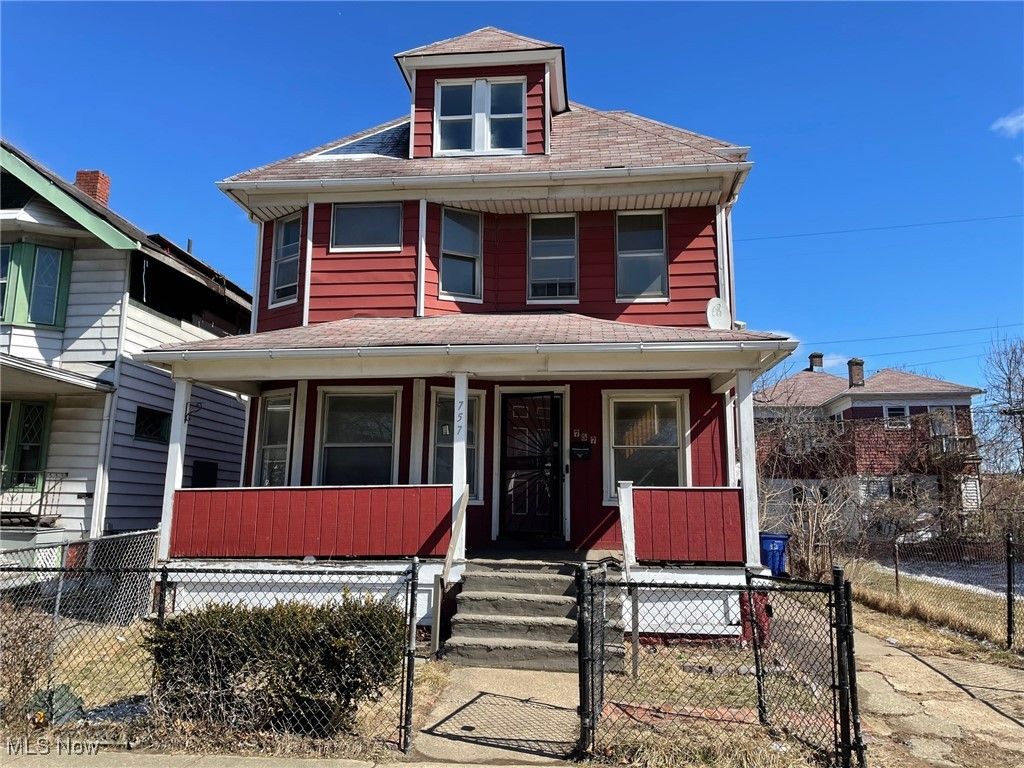 Real estate listing image
