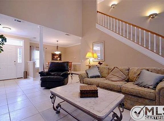 4th image of 8766 Dunblane Ct