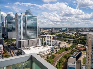 300 Bowie St APT 2204, Austin, TX 78703