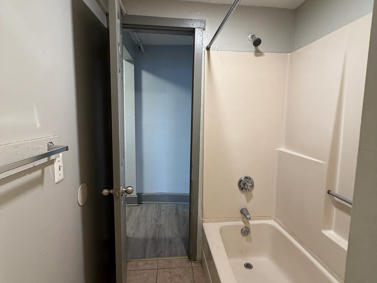 Tower View Apartments — Photo 4