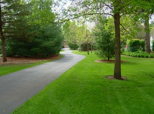 9922 Maple Ave S, Bloomington, MN 55431