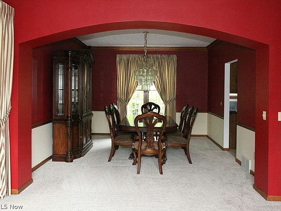 5th image of 20706 Carlton Ct