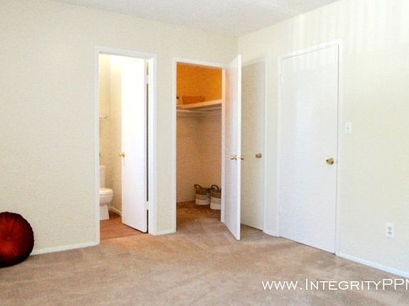2nd image of 5860 Albemarle St APT 6