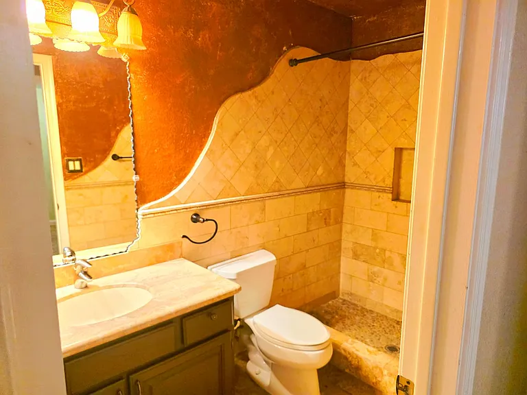 4106 E Becker Ln — Photo 18
