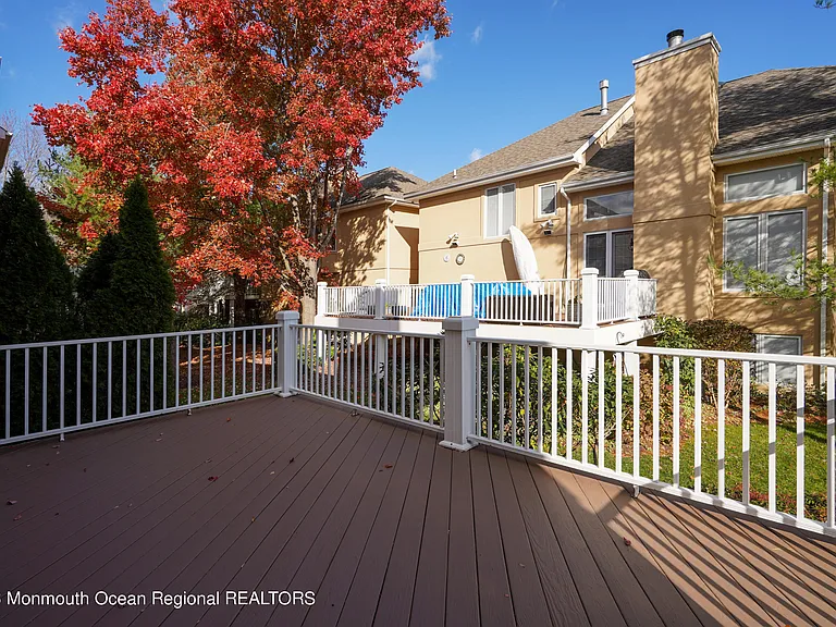 194 Pelican Ct — Photo 17