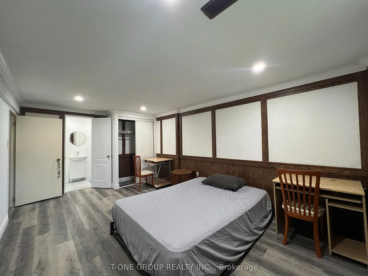 Building Photo - 46 Knockbolt Cres