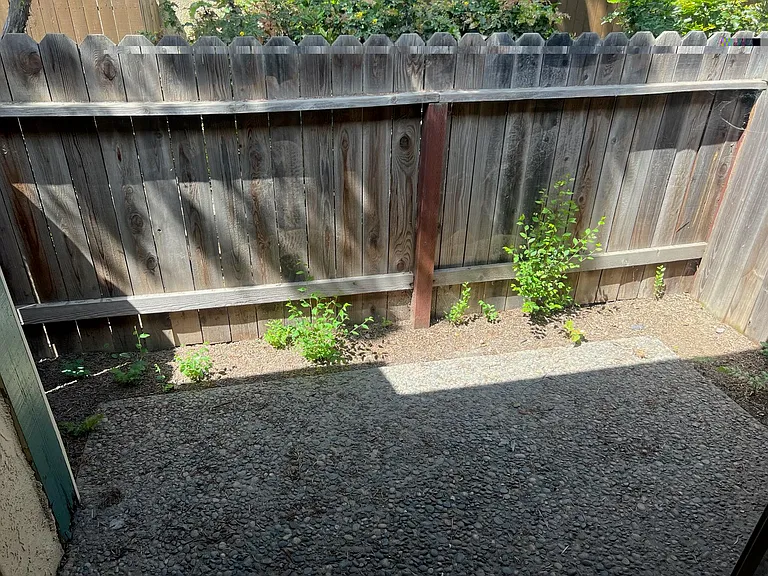 Bullard Garden Apartments — Photo 8