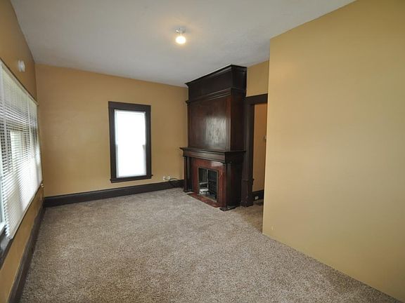 4th image of 2942 Oliver Ave N