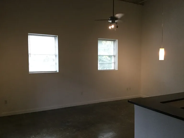 1101 W Marshall St #133 — Photo 8