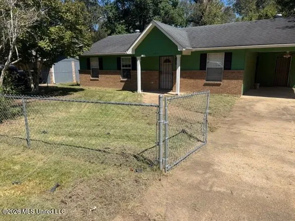 3874 Meadow Ln, Jackson, MS 39212