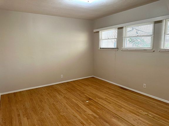 4th image of 188 N Pixley St #192