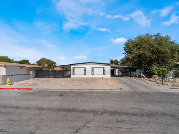 280 Sir Phillip St, Sunrise Manor, NV 89110