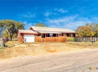55 County Line Rd, Dale, TX 78616