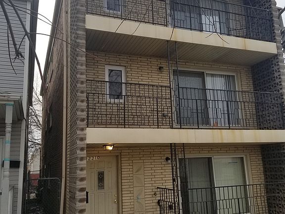 3rd image of 12310 S Green St