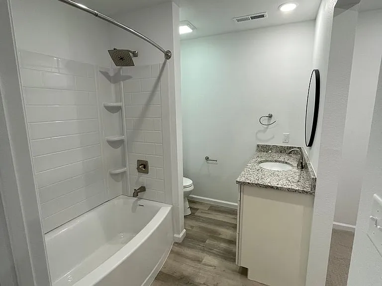 432 E James Dr — Photo 16