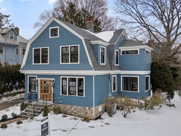 25 Barnard Ave, Watertown, MA 02472