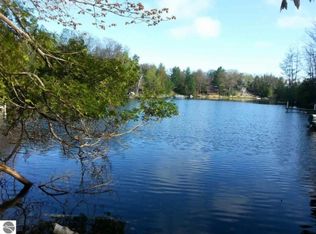 4227 Lakeview Trl, Traverse City, MI 49696