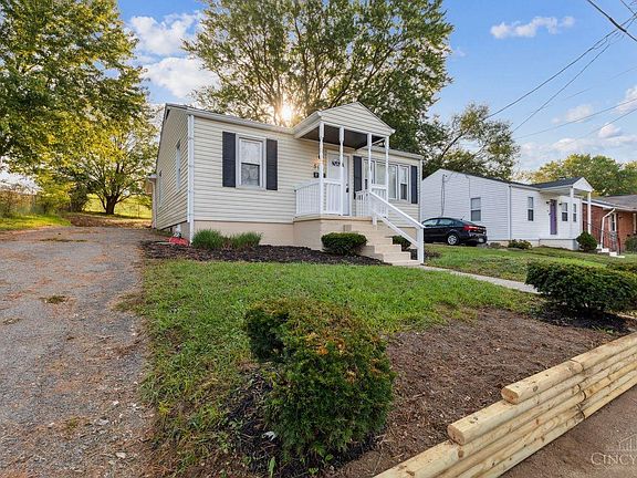 2nd image of 596 Pauline Dr