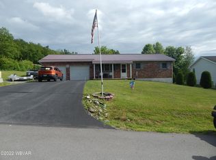 246 Walnut Ln, Jersey Shore, PA 17740