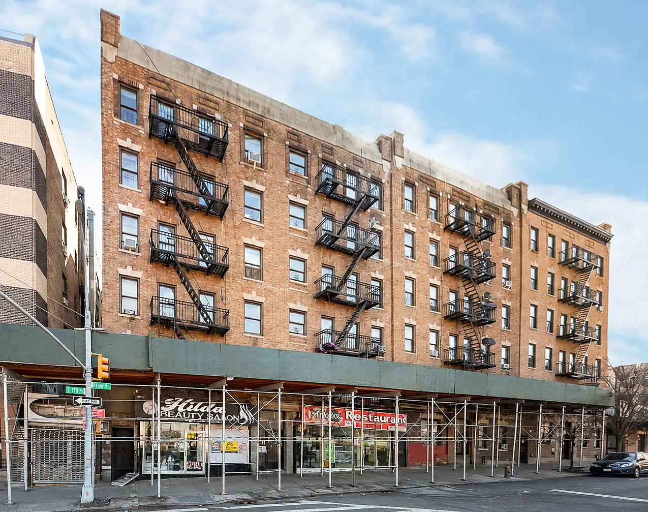 2 bed, 600 sqft, $1,506 — Photo 1