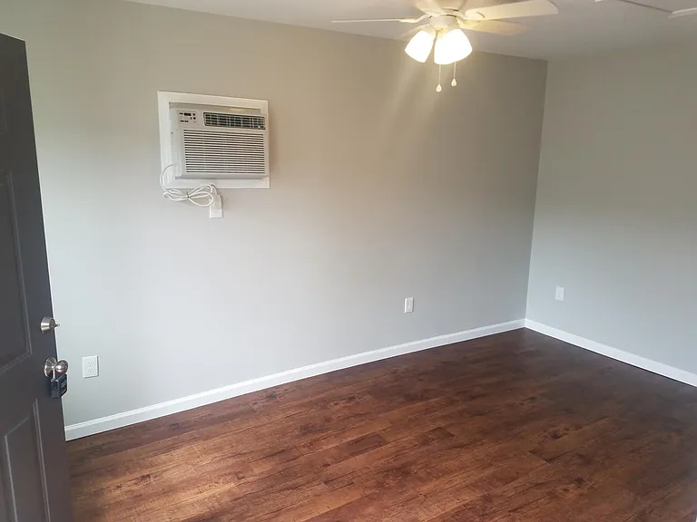 Brand New Air Conditioner and Heater