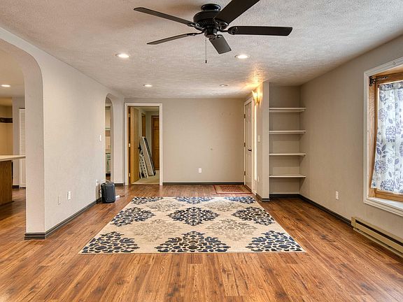 4th image of 1400 W 4th Ave