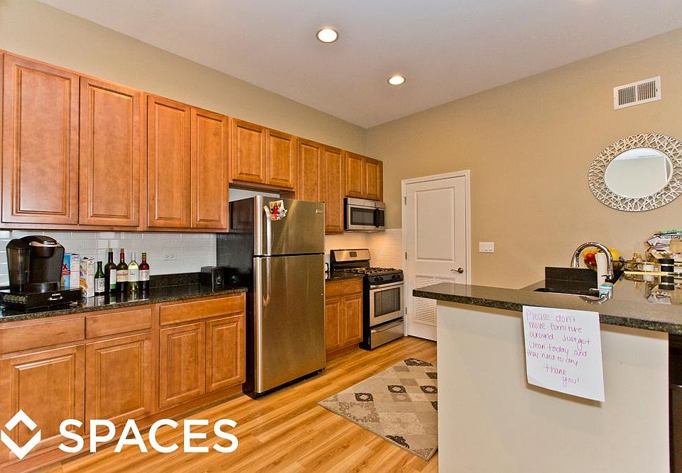1st image of 3223 N Sheffield Ave #1OB