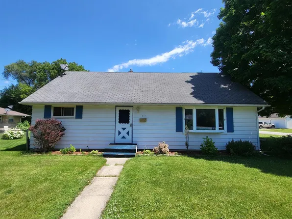 1205 Berylan St, Belvidere, IL 61008