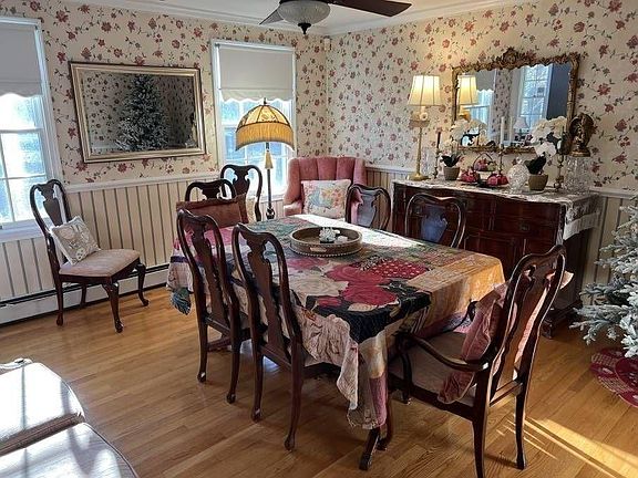 3rd image of 30 Katharine Lee Bates Road