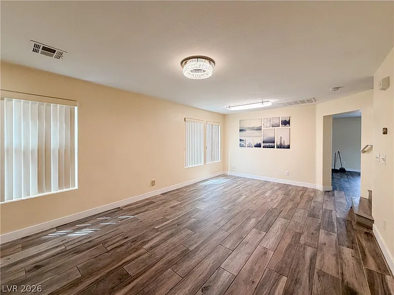 6204 Alpine Tree Ave — Photo 6