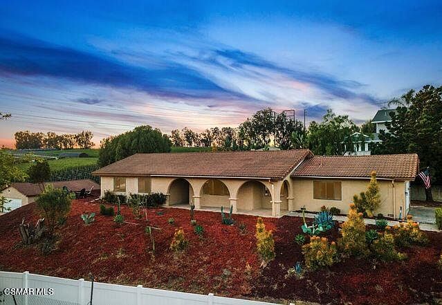1st image of 10701 Citrus Dr