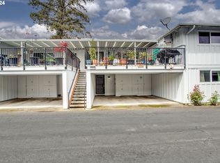 12813 SE Stark St #A7, Portland, OR 97233