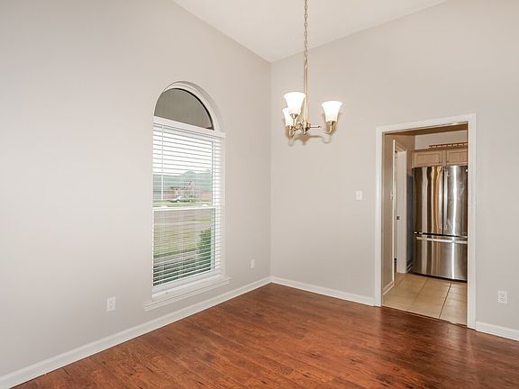 5th image of 4730 Buckhead Cir