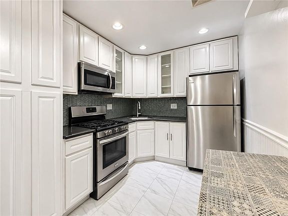 5th image of 1045 Bay Ridge Ave APT 1B