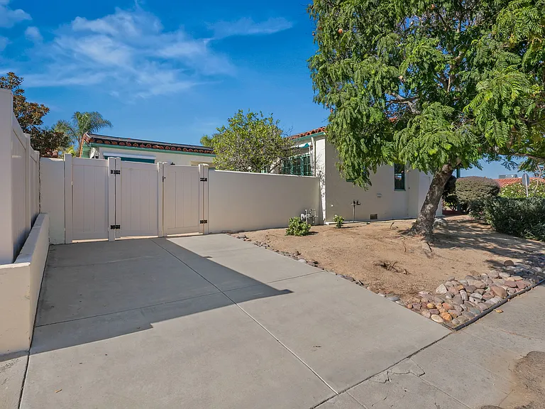 4804 Biona Dr — Photo 41