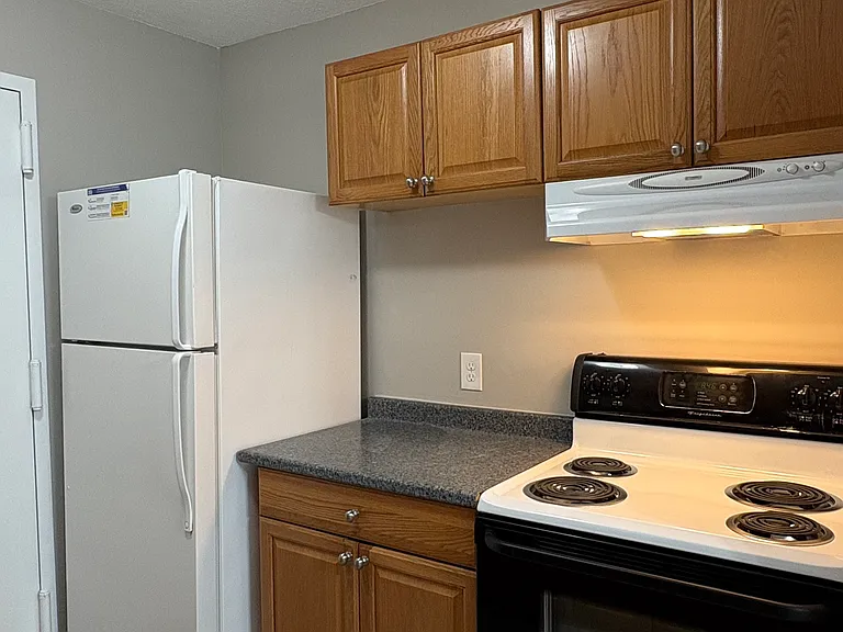 57 Village Brook Ln #5 — Photo 4