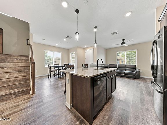 5th image of 779 E DORAL Avenue #101