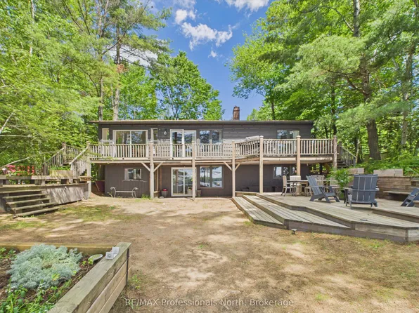 1398 Milne Rd, Bracebridge, ON P1L 1X1
