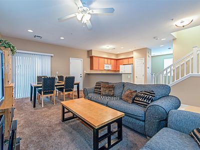 10620 Mountain Stream Ct, Las Vegas, NV, 89129