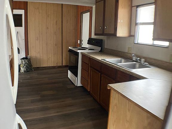 3rd image of 3732 County Road 3875 Unit 3