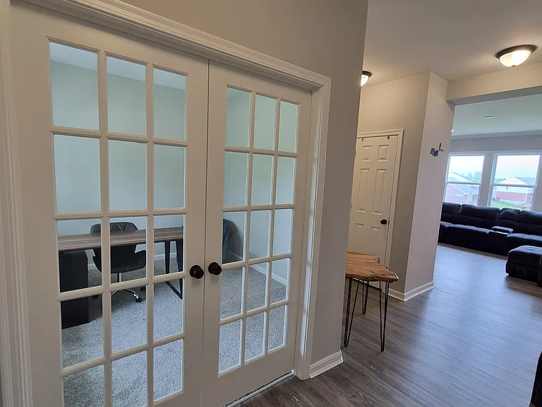 6179 Ballyshannon Dr — Photo 7