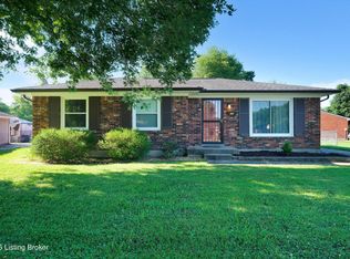 3900 Bonavant Rd, Louisville, KY 40219