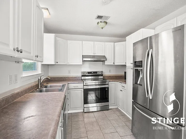 1713 Drayton Dr — Photo 7