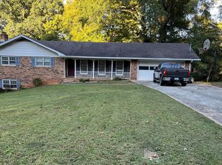 73 Bailey Dr SW, Lilburn, GA 30047