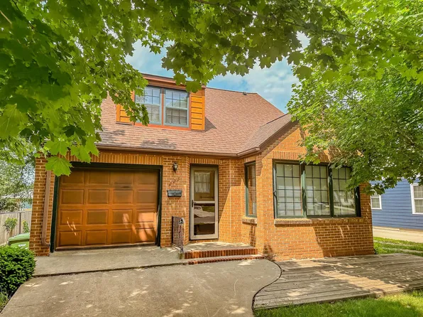 223 Lake Ave, Worthington, MN 56187