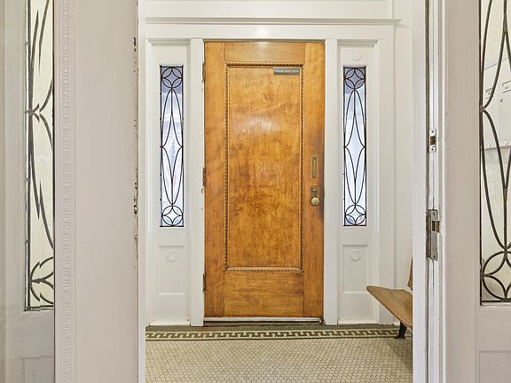 5th image of 73 Oliver St #1