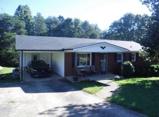 165 Springdale Dr, Forest City, NC 28160