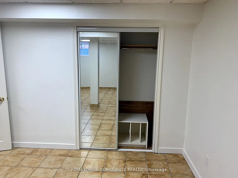 136 Dina Rd #BASEMENT — Photo 11