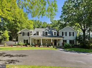 7111 Longwood Dr, Bethesda, MD 20817