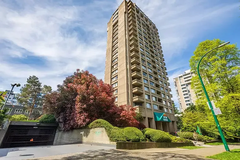 1260 Nelson St #801 — Photo 1
